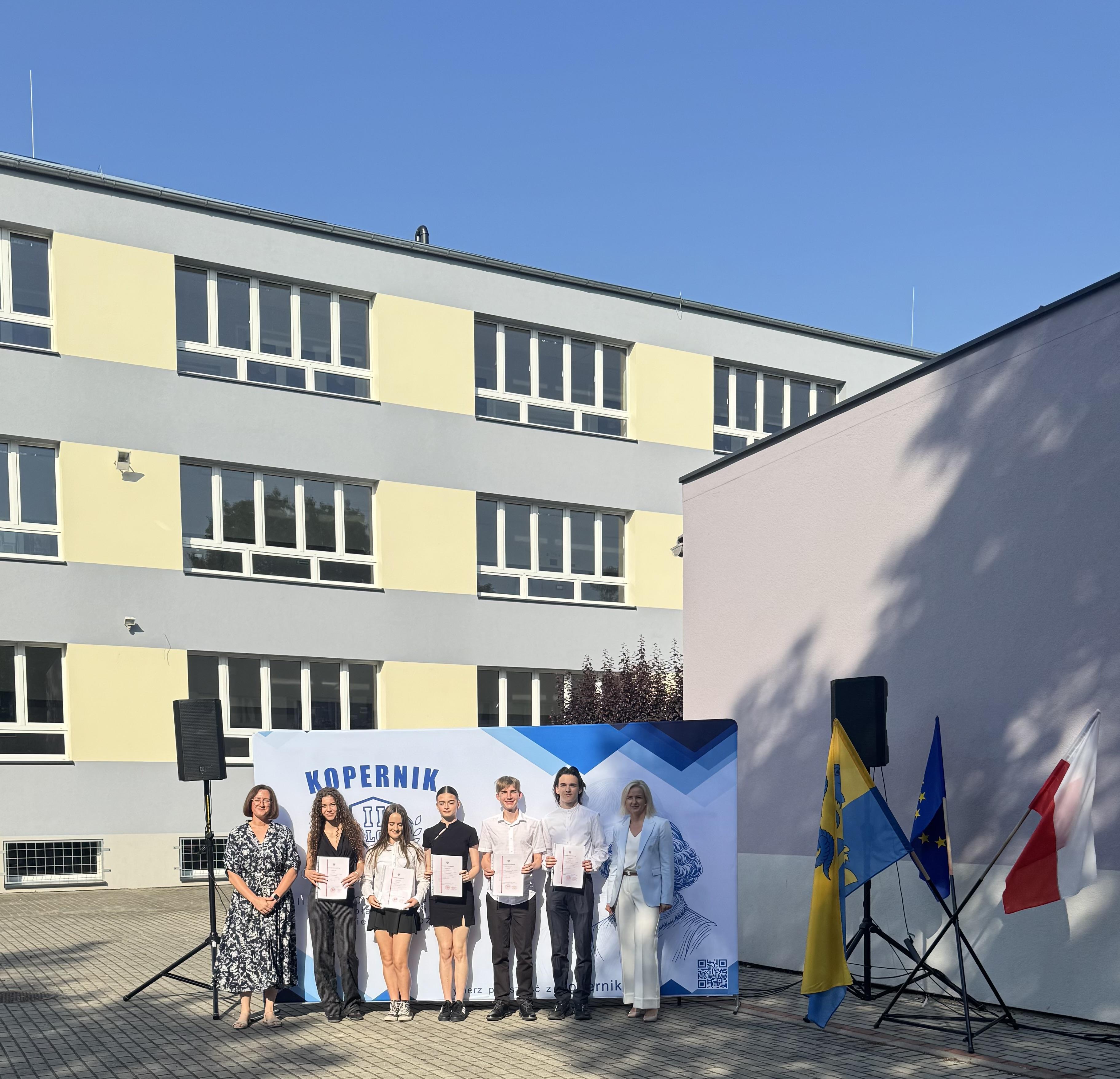 /Image/zakonczenie--roku-2025-2026/img_7377.jpeg